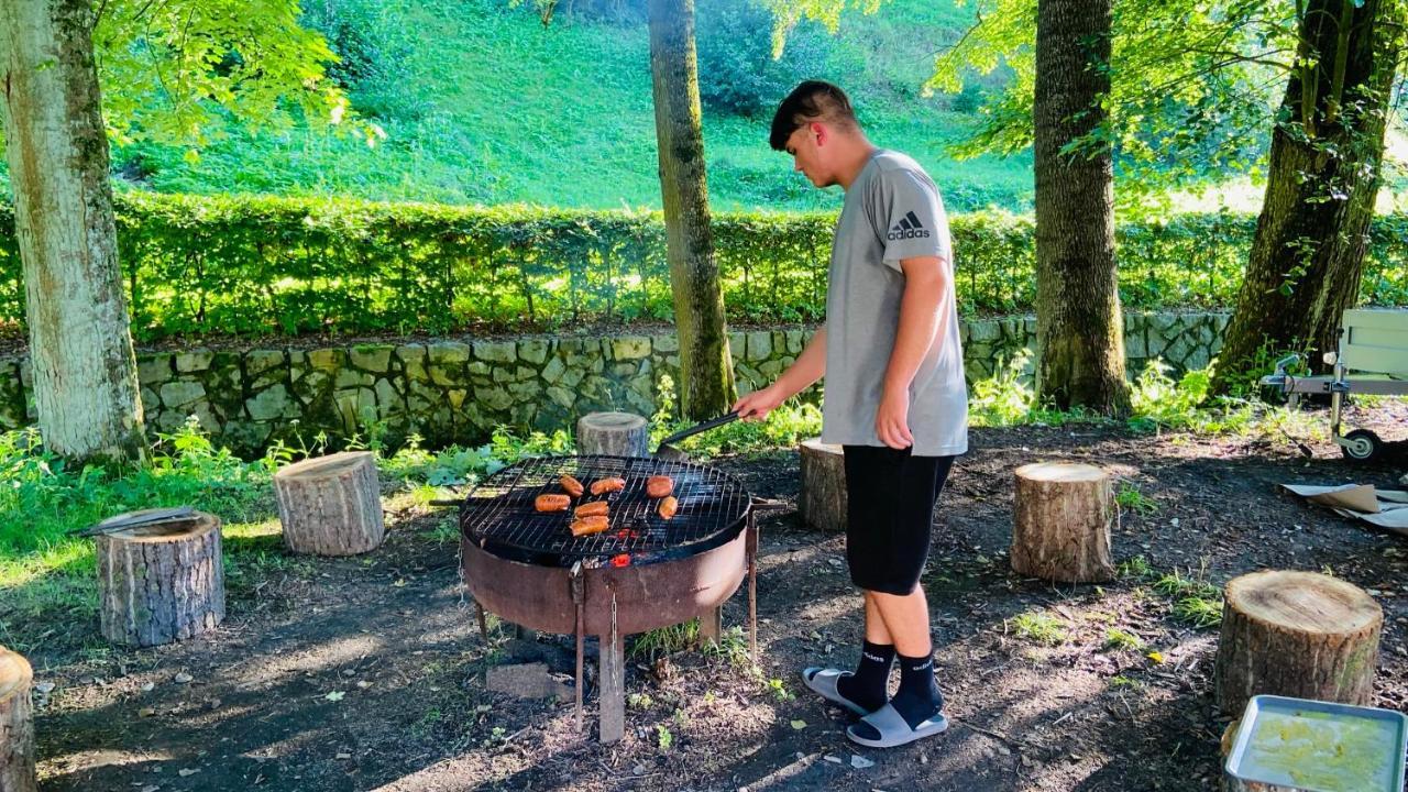 Chalupa U Bohumila Rybna nad Zdobnici Luaran gambar