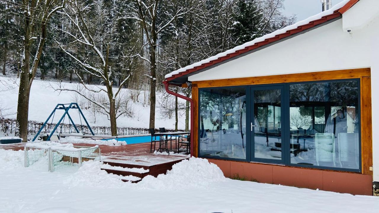 Chalupa U Bohumila Rybna nad Zdobnici Luaran gambar